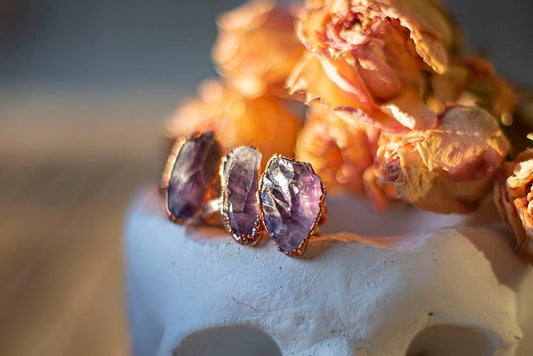 Amethyst ring in copper || handmade raw amethyst ring | bohemian crystal jewelry || february birthstone || cinnamon dreams studio collection