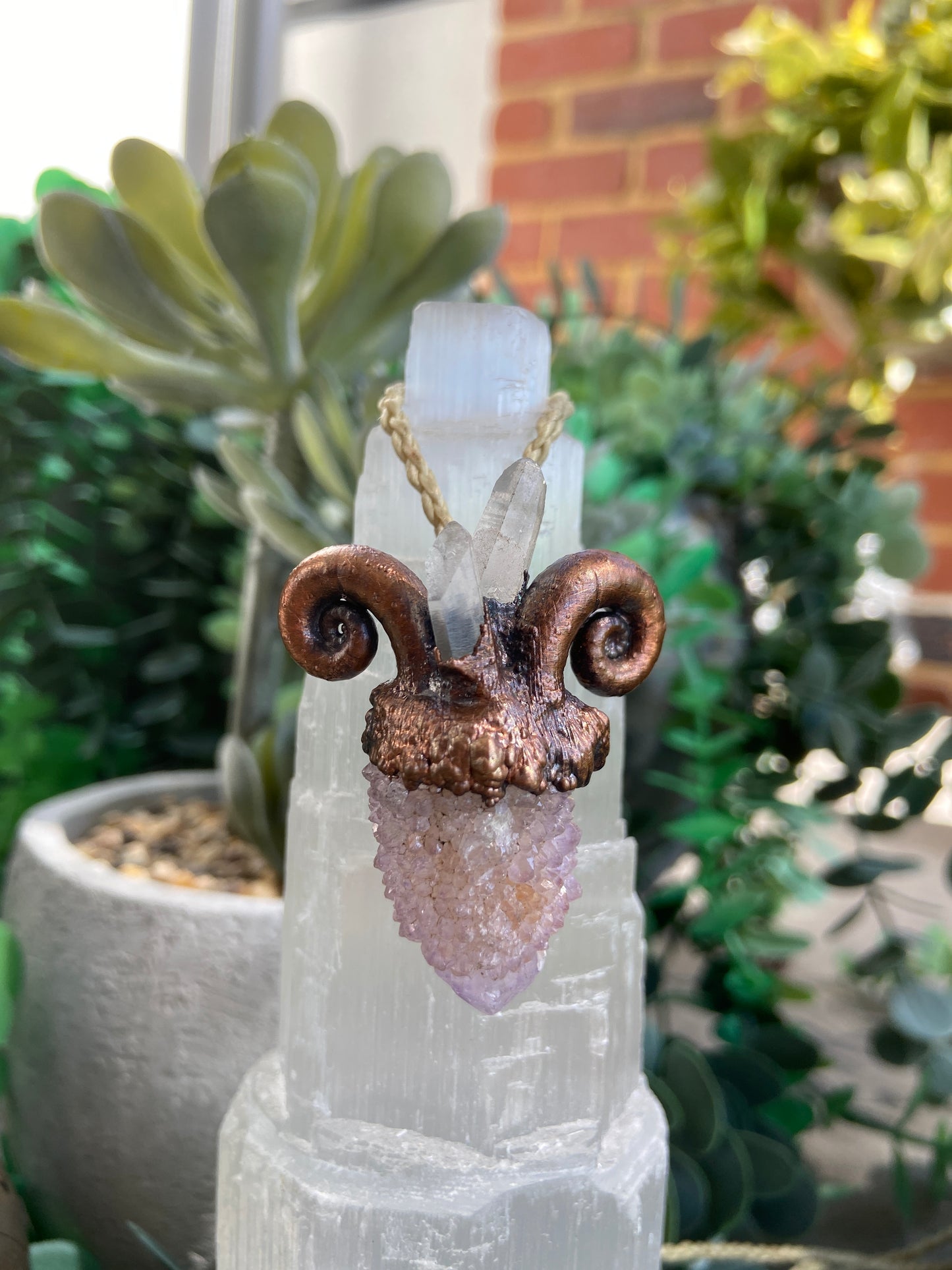 Zodiac Capricorn Spirit Quartz Pendant | Spiritual Gift