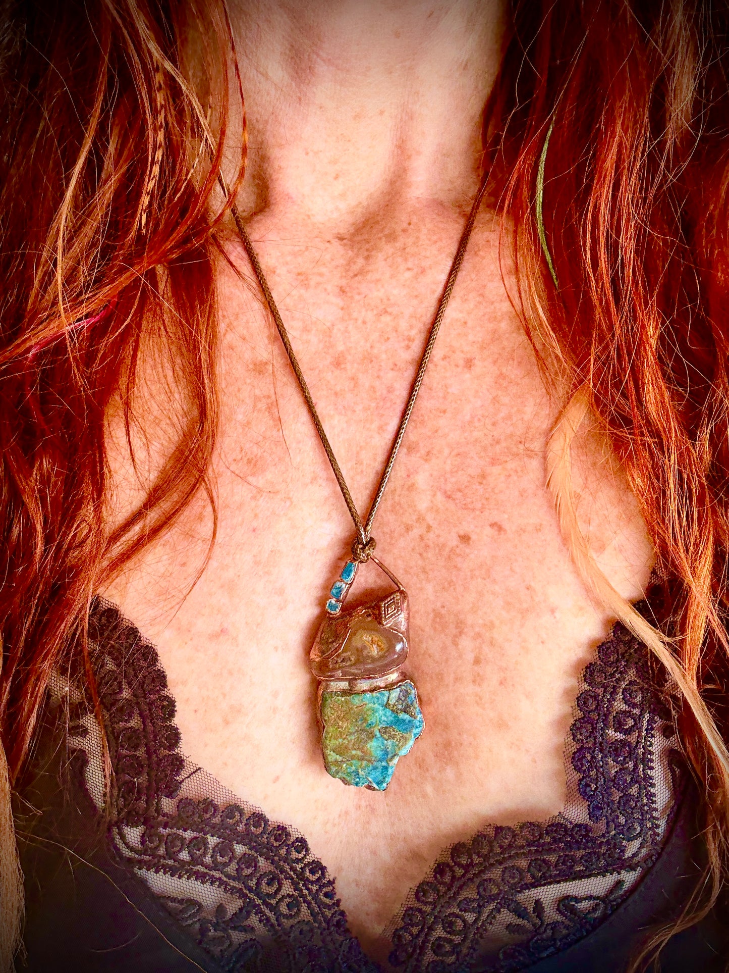 Handmade copper pendant with raw blue apatite, carnelian, and triangular top – funky crystal jewellery for creative expression and throat chakra alignment.